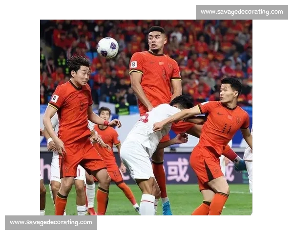 世界杯预选赛进入白热化阶段 中国男足迎战强敌全力争胜 世界杯预选赛进入白热化阶段 中国男足迎战强敌全力争胜